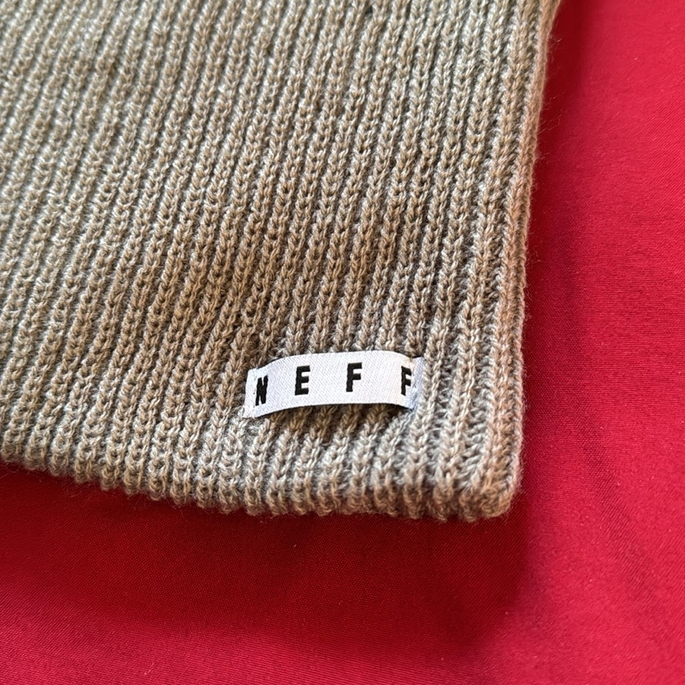 Neff beanie - Picture 3 of 5